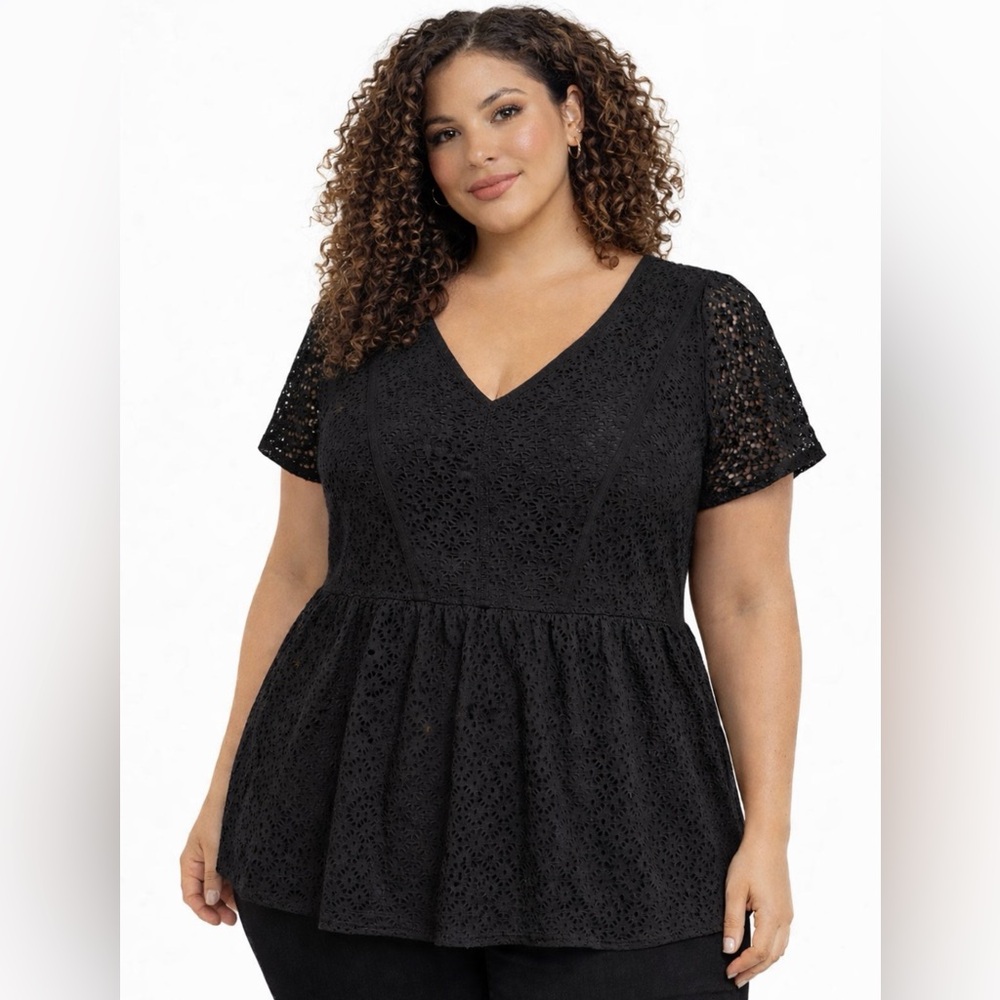 Lane Bryant Black Eyelet Lace Peplum Top 22/24 Plus Size V-Neck Blouse